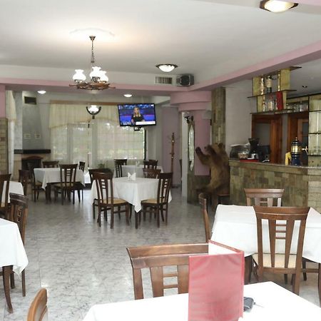 Hotel Villa Kabashi Korce Eksteriør bilde