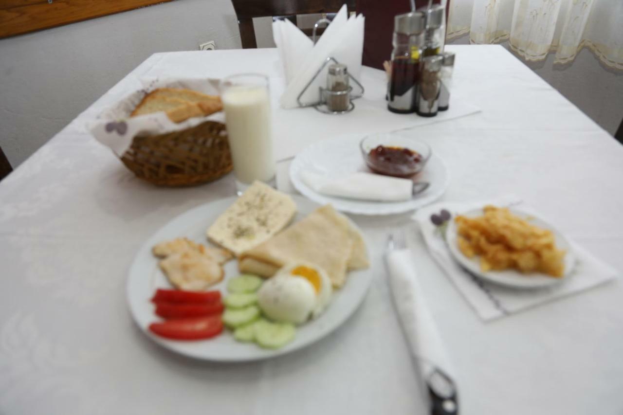 Hotel Villa Kabashi Korce Eksteriør bilde