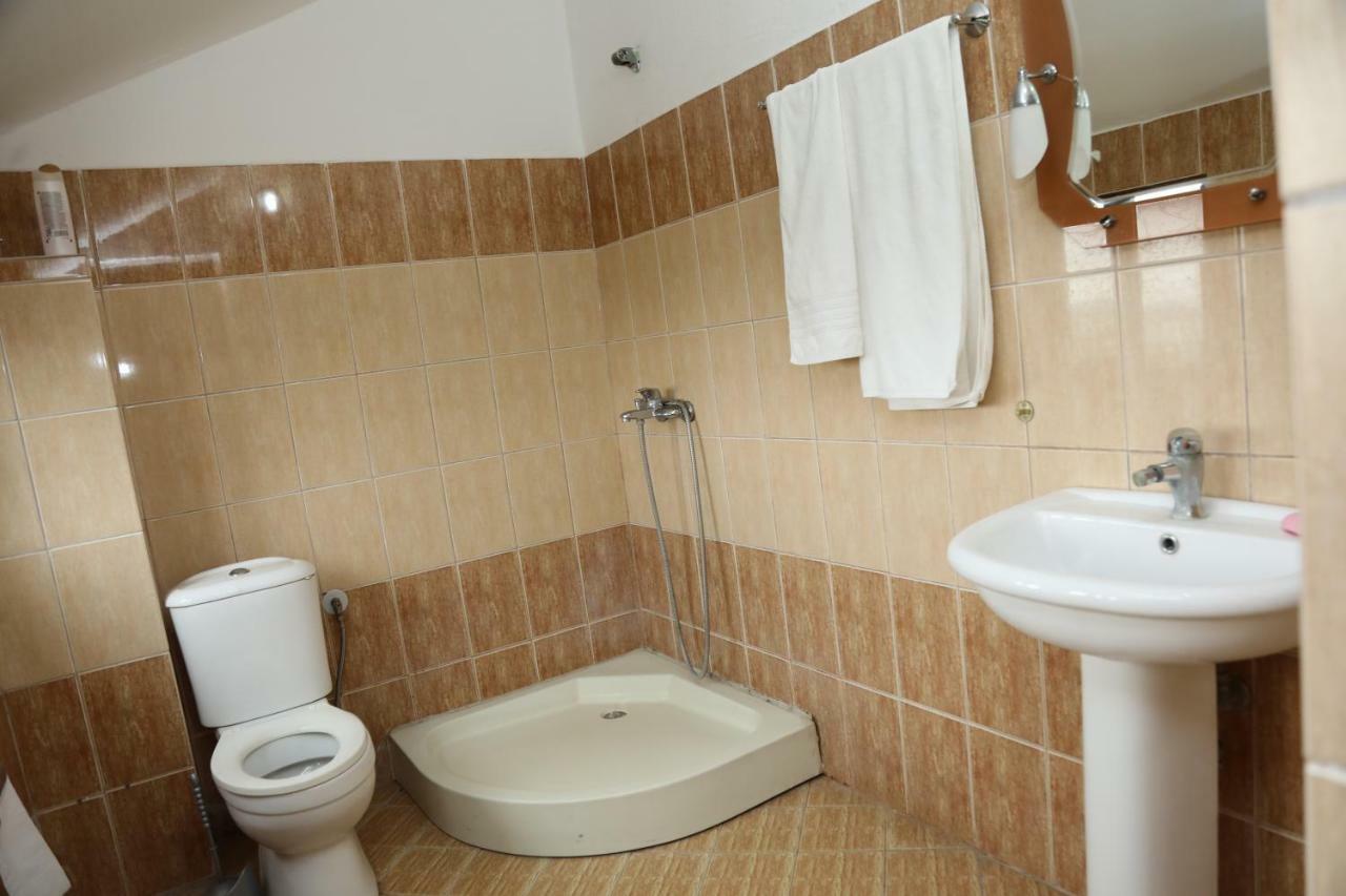 Hotel Villa Kabashi Korce Eksteriør bilde